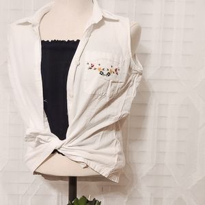 Embroidered Vintage White Vest